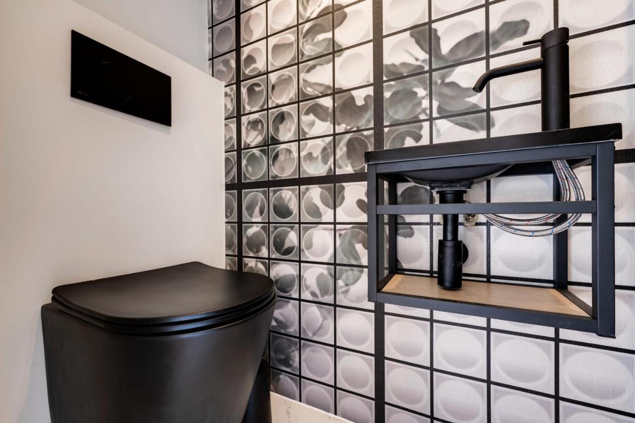 La Petite Suite - T1 In Duplex In The City Center Annecy Exterior photo